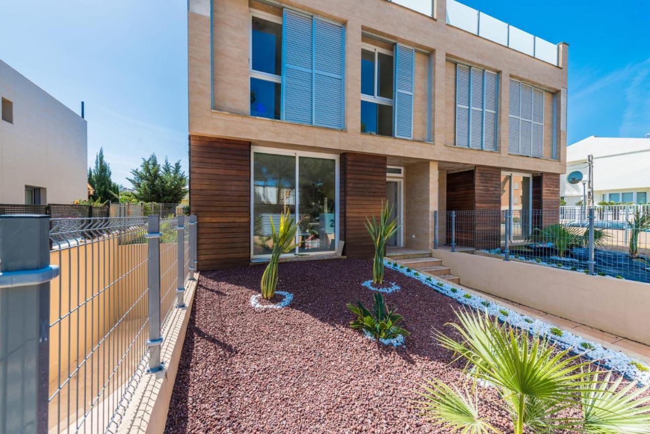 Semi Detached Right Side Casa vacanze *